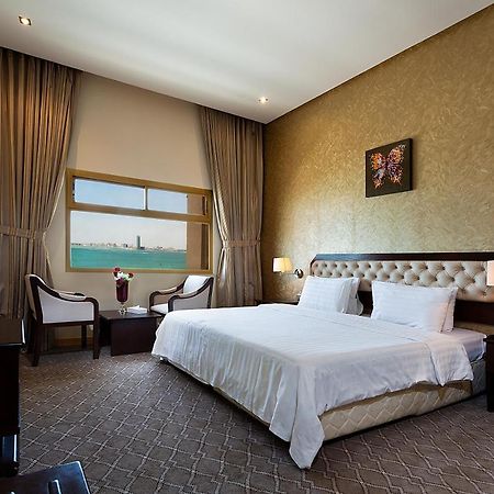 Manama Tower Hotel エクステリア 写真