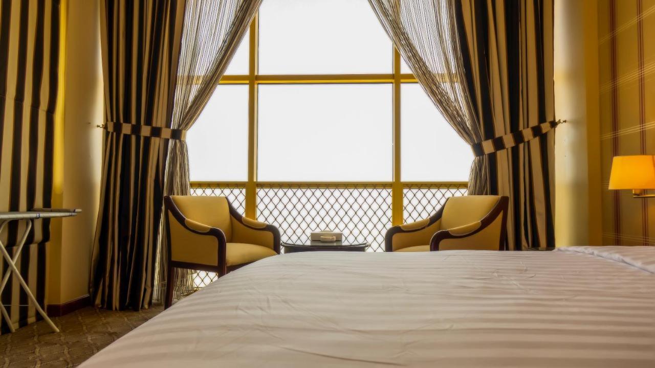 Manama Tower Hotel エクステリア 写真