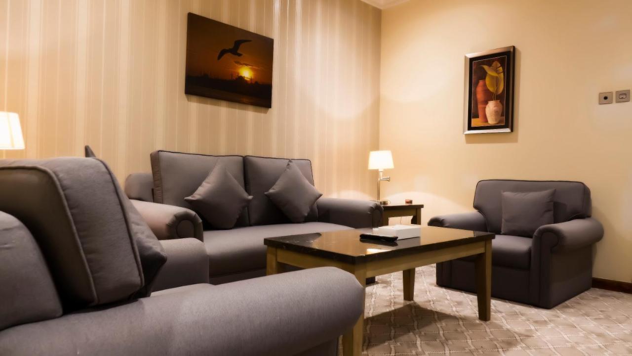 Manama Tower Hotel エクステリア 写真