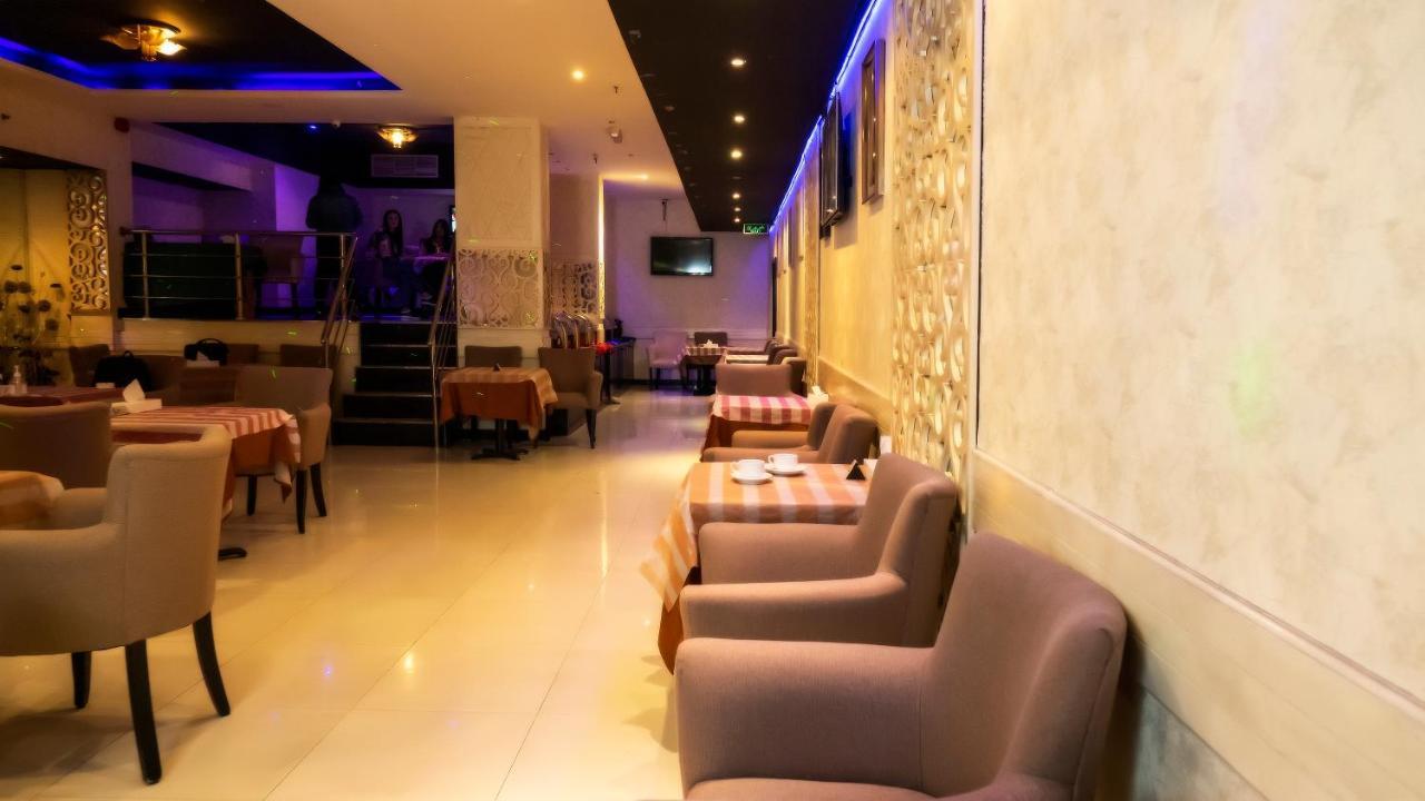 Manama Tower Hotel エクステリア 写真