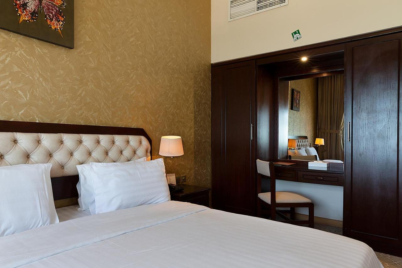 Manama Tower Hotel エクステリア 写真